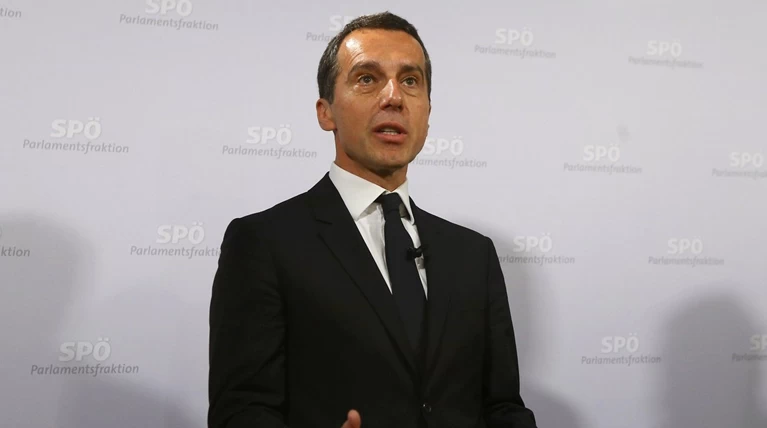 Γέφυρες στην ακροδεξιά ρίχνει ο νέος καγκελάριος της Αυστρίας