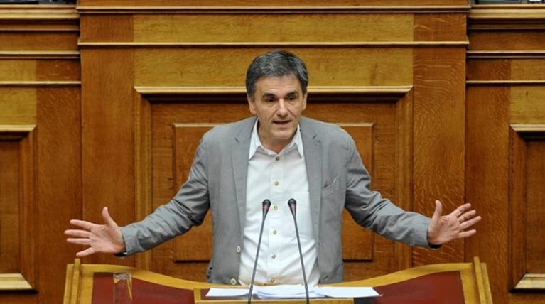 Εργαλείο ανάπτυξης το υπερταμείο λέει τώρα ο Τσακαλώτος