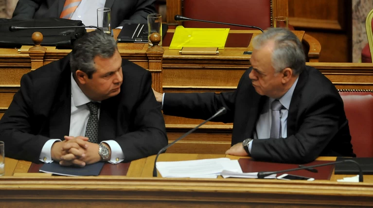 Ψάχνουν εναγωνίως ισοδύναμα για τα ειδικά μισθολόγια