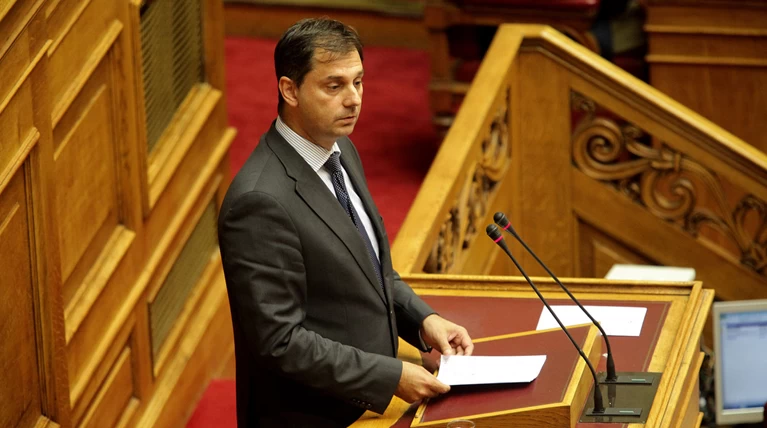 Θεοχάρης προς κυβέρνηση: Δεν θα έχετε που να κρυφτείτε