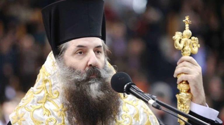 Παραίτηση «βόμβα» του Μητροπολίτη Πειραιώς Σεραφείμ