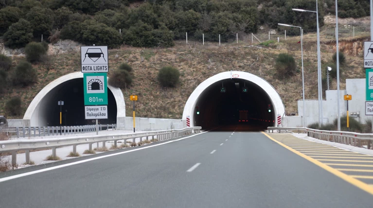 Τον Ιούνιο οι συμβάσεις για Εγνατία οδό - Ελληνικό