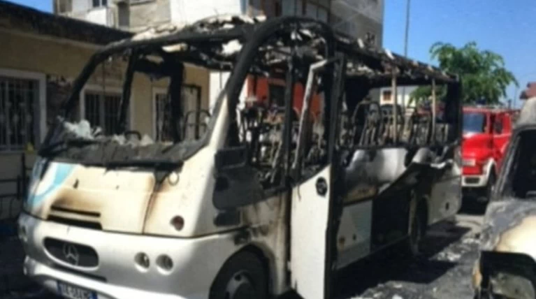 Φονική έκρηξη σε λεωφορείο με ομογενείς στην Αλβανία