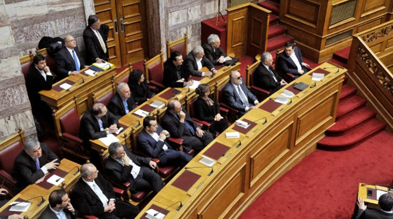 «Νόμιμα» υπουργοί & βουλευτές θα κατέχουν Offshore