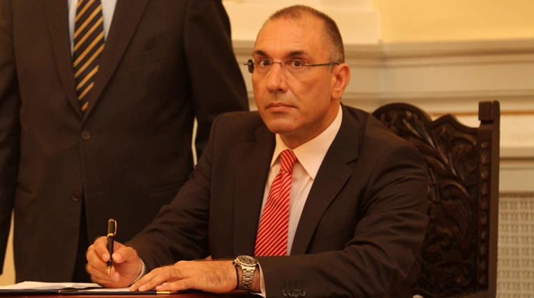 Απίστευτο, βουλευτής εξέδωσε ανακοίνωση για τον Πουλίδο