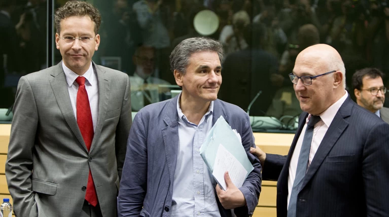 Ενταση στην τηλεδιάσκεψη και δραματική επιστολή Τσκαλώτου