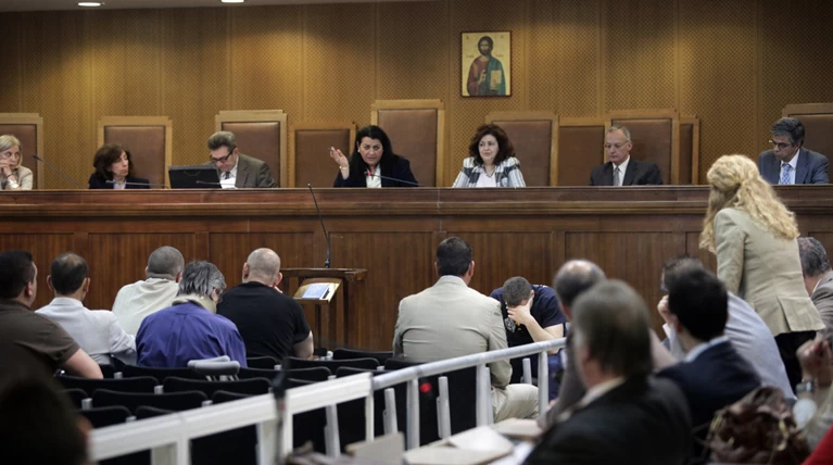 Νέα διακοπή για τις 3 Ιουνίου στη δίκη της Χρυσής Αυγής