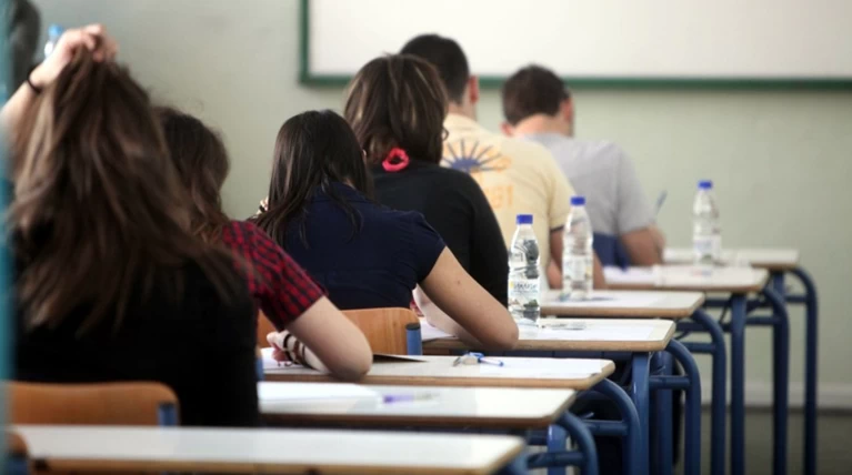 Τα θέματα και οι απαντήσεις των Πανελλαδικών
