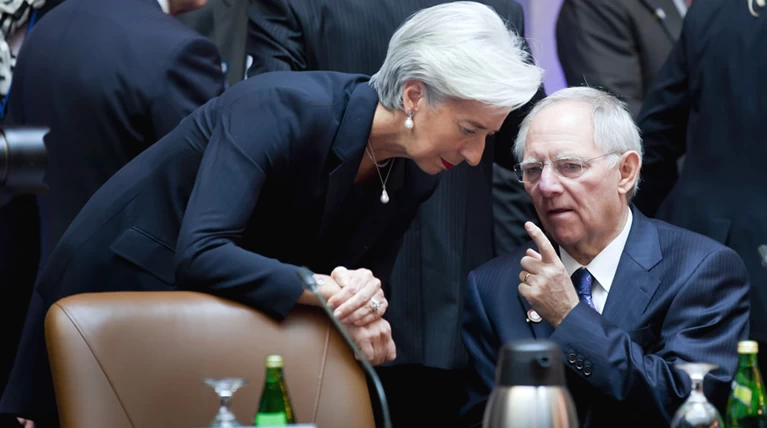 Handelsblatt: Αναζωπυρώνεται η κόντρα Γερμανίας - ΔΝΤ για την Ελλάδα;