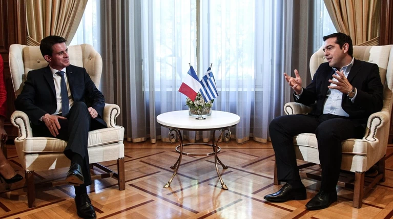 Μανουέλ Βαλς: Η Γαλλία είναι στο πλευρό της Ελλάδας