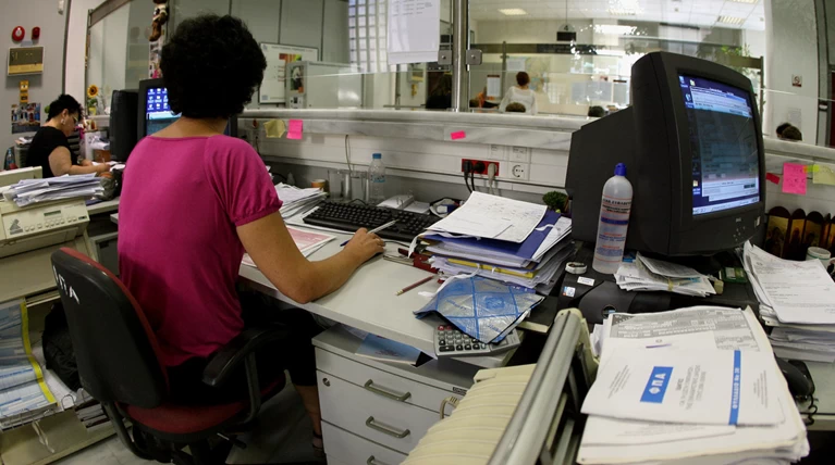 «Κόκκινος» συναγερμός για τις φορολογικές δηλώσεις