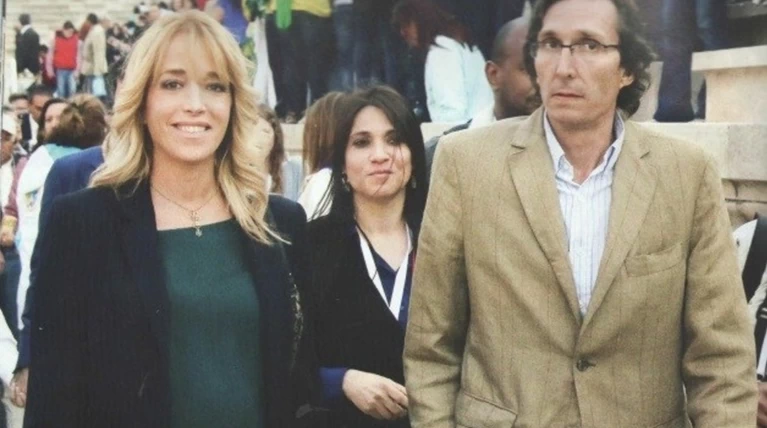 Η ελληνίδα δημοσιογράφος βγήκε από το μαιευτήριο με τον πρίγκιπα γιο της