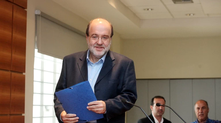 Αλεξιάδης: Τι να κάνουν όσοι έχασαν τις 100 δόσεις