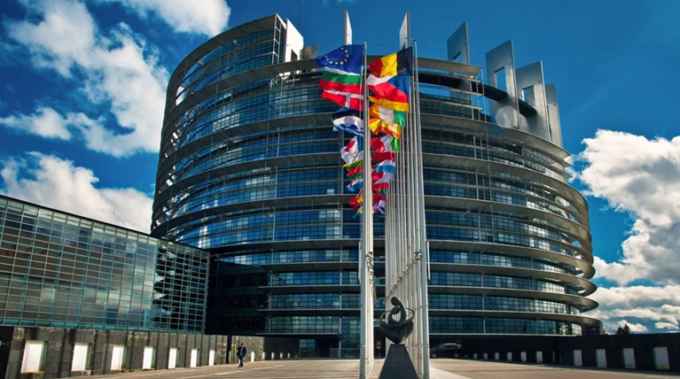 Τα 4 σενάρια του Independent για το μέλλον της Ευρώπης με brexit ή Bremain