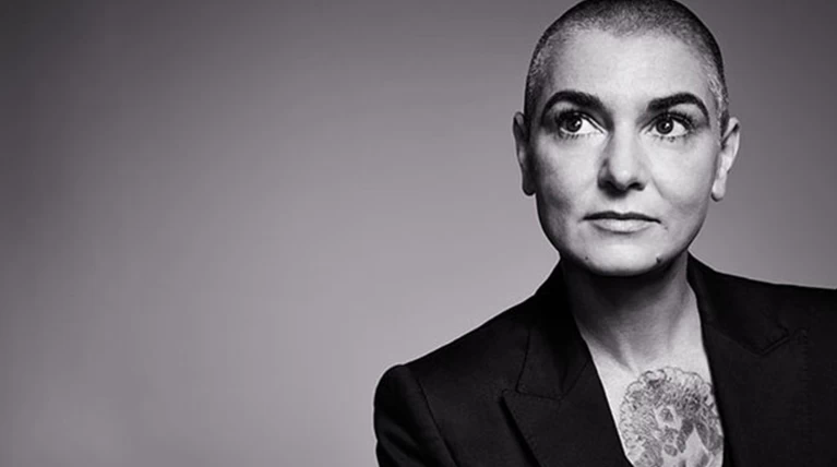 Sinead O'Connor: Σήμερα, παραείμαι χαρούμενη για να αυτοκτονήσω