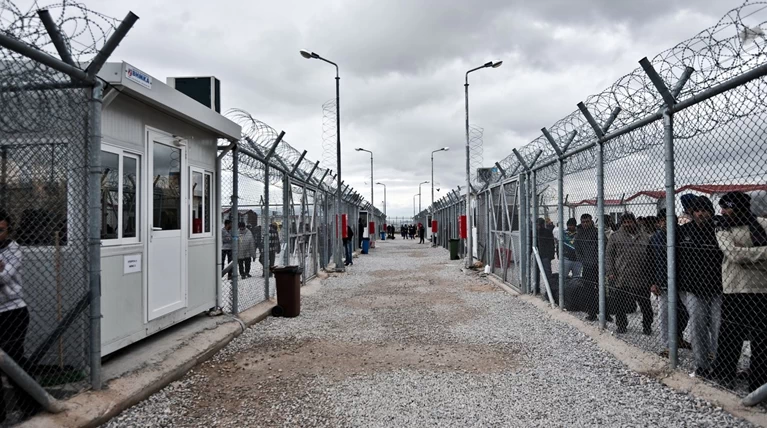 "Λίφτινγκ" στην Αμυγδαλέζα για να δεχθεί μετανάστες