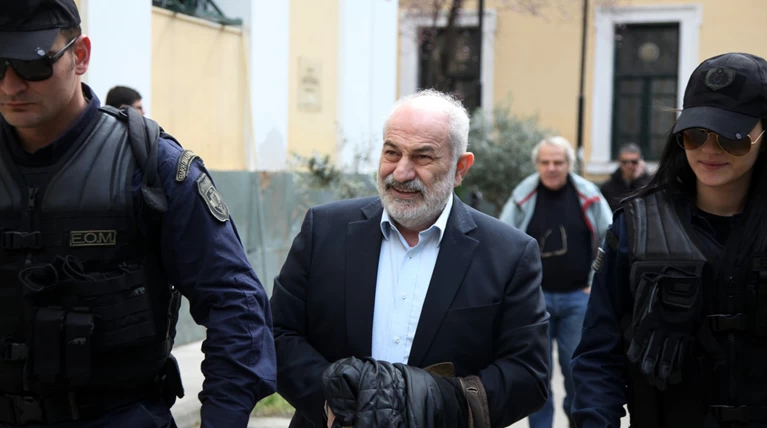 Εισαγγελέας ζητεί νέα δίκη για Σμπώκο, Κάντα κ.α