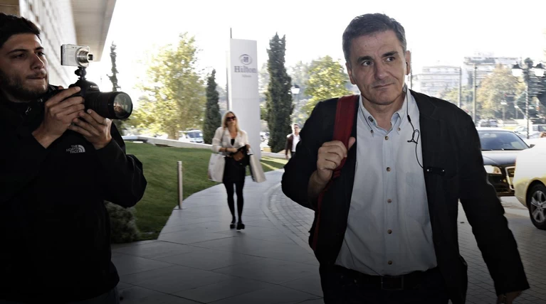 Στα «θρανία» και πάλι «κουαρτέτο» & υπουργοί για αξιολόγηση