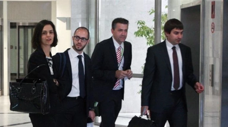 Ραντεβού στο Χίλτον για τα 13 "ορφανά" προαπαιτούμενα