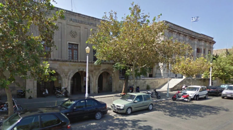 Θρίλερ με δύο υπόπτους για πιθανές σχέσεις με τον ISIS