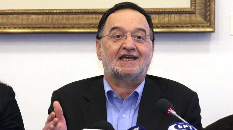 Λαφαζάνης: Δεν είναι φέουδό σας το δουλοπρεπές ΑΠΕ
