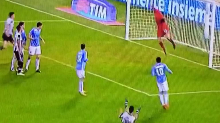 Ασύλληπτο γκολ από τον Παναγιώτη Κονέ (video)