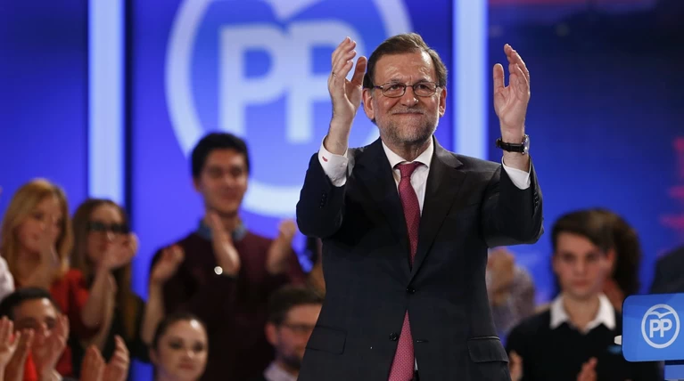 Ισπανικές εκλογές: Φαβορί ο Ραχόι, ρυθμιστές οι Podemos & οι Πολίτες