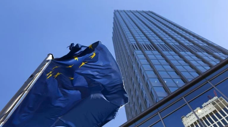Τα δάνεια των τραπεζιτών ξεσκονίζουν ΥΠΟΙΚ και SSM