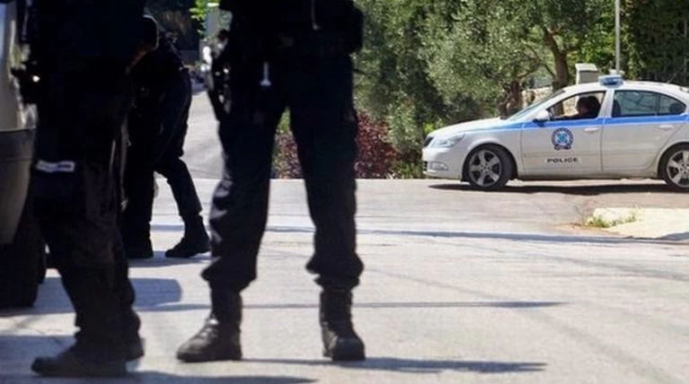 Εσφαξε τη μητέρα του και αυτοκτόνησε στα Χανιά