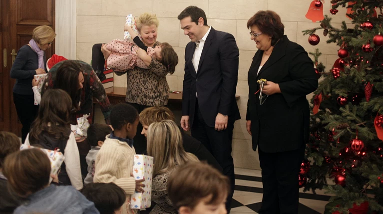 Ο πιτσιρικάς που ρώτησε τον Τσίπρα «πώς σε λένε εσένα;»