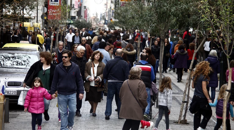 Το ωράριο των καταστημάτων ως το τέλος του χρόνου