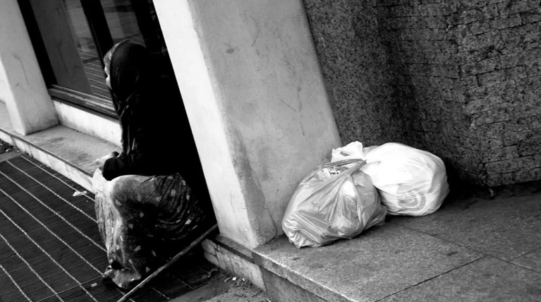 Αστεγοι μάνα και γιος στο ίδιο κέντρο στήριξης