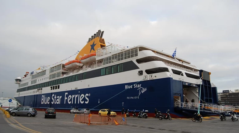 Στο Blue Star Delos το πρώτο μωρό του 2016