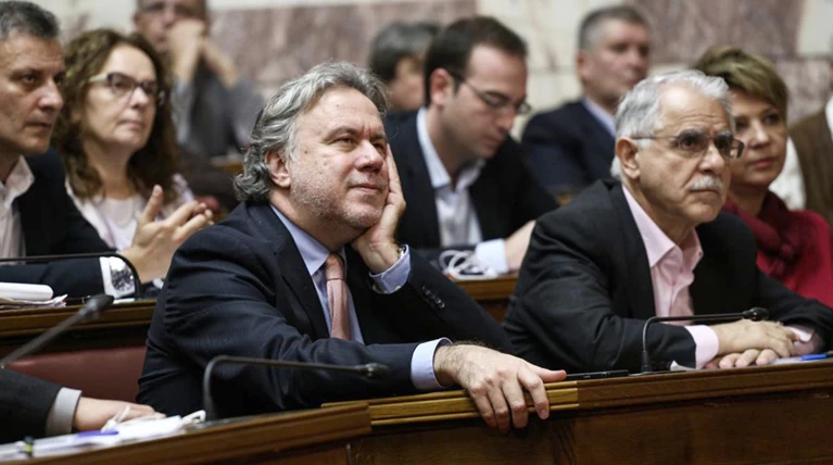 Σίγουρος ο Κατρούγκαλος ότι θα περάσει από τη Βουλή το ασφαλιστικό