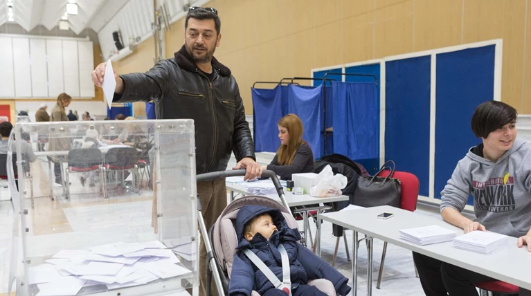350.000 θα ψηφίσουν, εκτιμά το επιτελείο Μητσοτάκη