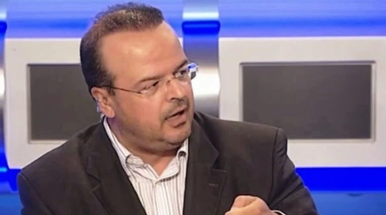 Άνω κάτω ο ΣΥΡΙΖΑ για τα δίδακτρα στα δημόσια σχολεία