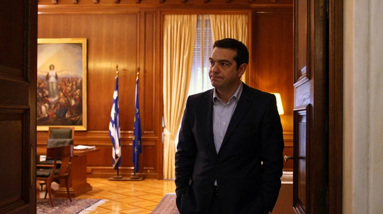 Τα σύννεφα των δανειστών και ο «παράγων Μητσοτάκης»