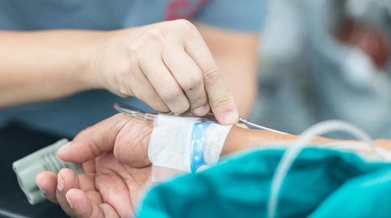 Εξαρση της γρίπης με πέντε νεκρούς και 35 στην εντατική