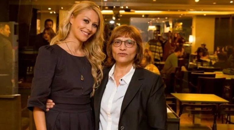 Οι «άγγελοι» της ΕΛΑΣ στο πλευρό των προσφύγων