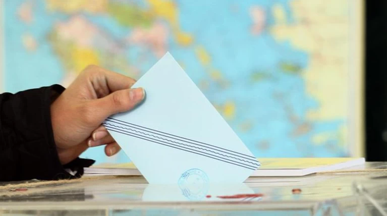 Νέα δημοσκόπηση: Προβάδισμα με 4,5% για τη Ν.Δ.