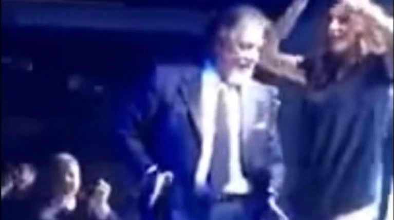 Το τσιφτετέλι του Πανούση που έκλεψε την παράσταση