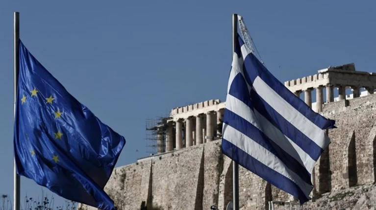 Εκθεση-κόλαφος για την ελληνική οικονομία στο Νταβός