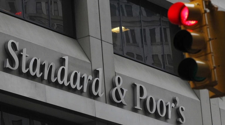 Καμπανάκι του S&P για τις μεταρρυθμίσεις-προειδοποιούν για υποβάθμιση