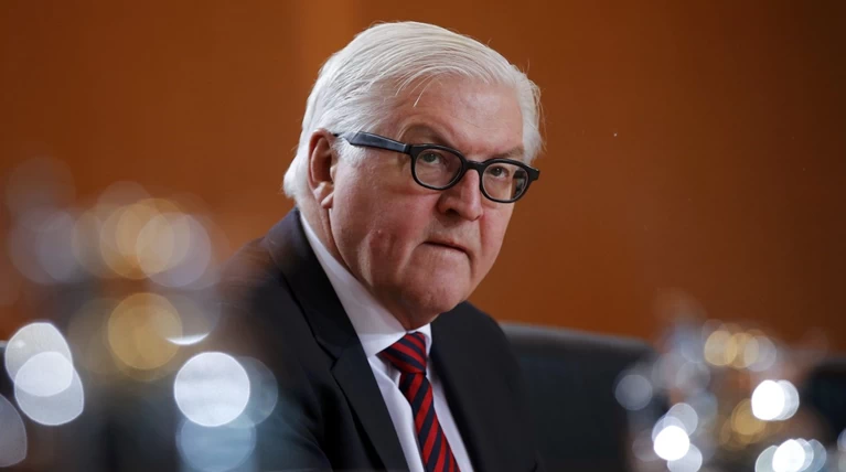 Σταϊνμάγερ: «Το Grexit από τη Σένγκεν είναι ψευδολύση»