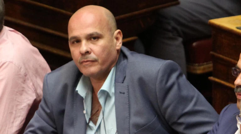 Μιχελογιαννάκης «αδειάζει» ΣΥΡΙΖΑ: Το βίντεο στοχοποιεί δημοσιογράφους