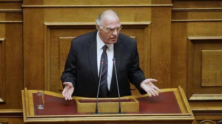 Ο Λεβέντης για τους «παπατζήδες» και το «γλείψιμο»