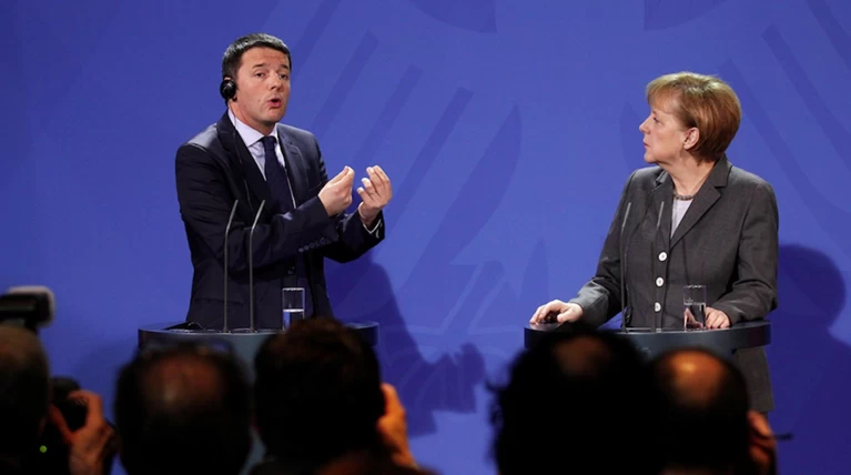 DW: Με συγκρουσιακή διάθεση στο Βερολίνο ο Ρέντσι