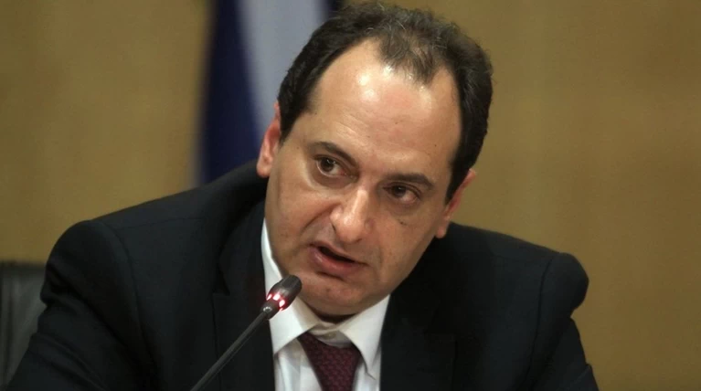 Απίστευτος Σπίρτζης: Ο ΦΠΑ αυξήθηκε όχι τα εισιτήρια!