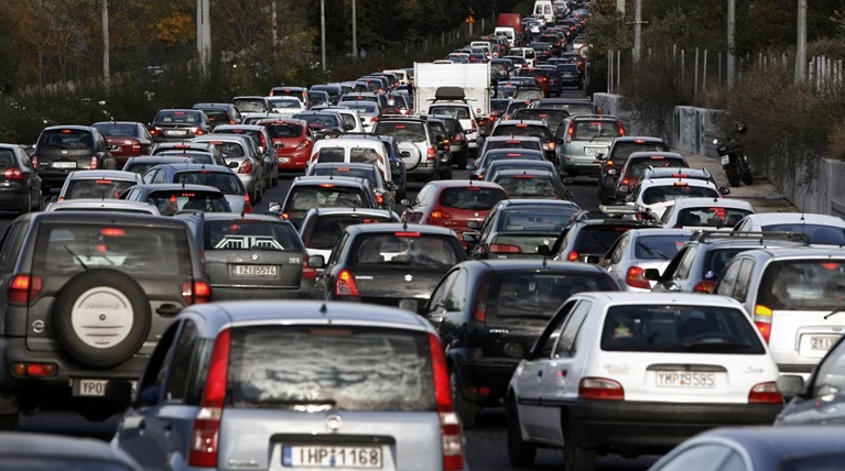 600.000 ραβασάκια από την εφορία για ανασφάλιστα ΙΧ