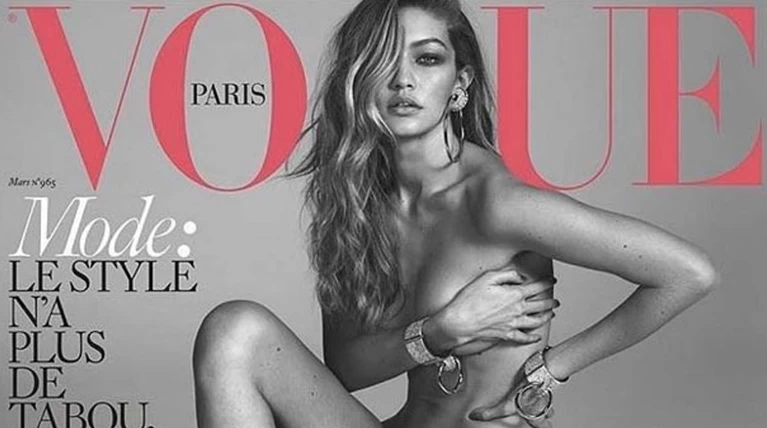 Τζίτζι Χαντίντ: Η 20χρονη καλλονή ολόγυμνη στη γαλλική Vogue